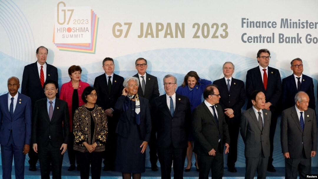 Abaministri b'imari n'abayobozi ba za banki nkuru mu bihugu bya G-7 mu nama yabahurije i Niigata mu Buyapani