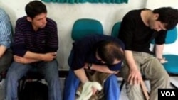 Proyecto de ley crea estándares básicos para garantizar un trato digno y humano para los detenidos.