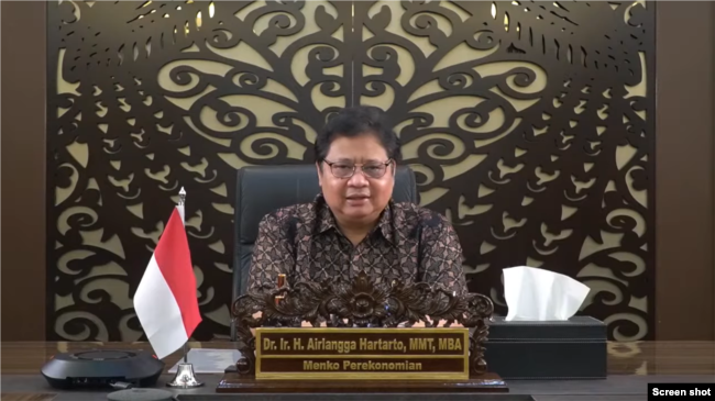 Menteri Koordinator Bidang Perekonomian Airlangga Hartarto. (VOA)