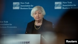 La secretaria del Tesoro de EEUU, Janet Yellen habla sobre el legado económico de la administración Biden en un evento en Nueva York, el 15 de enero de 2025.