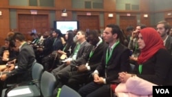 Young people from around the world attend "World Bank Group Youth Summit 2015: Crowd-Sourcing Solutions for Climate Change," in Washington, Nov. 17, 2015. (M. Diallo/VOA)