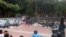 Puluhan mahasiswa dari berbagai elemen mendekalarasikan Pemuda Damai Jawa Timur di Taman Bungkul Surabaya, Minggu 19 November 2017, untuk memperingati Hari Toleransi Sedunia.