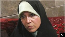زندانی شدن دختر رئیس جمهور سابق ایران