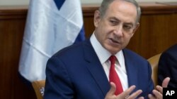 Israeli Prime Minister Benjamin Netanyahu chairs the weekly cabinet meeting in Jerusalem, Nov. 20, 2016.