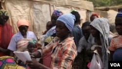 Blessing John, a échappé des mains de combattans de Boko Haram près d'Abuja le 17 décembre 2014. (Chris Stein/VOA)