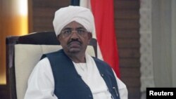 Rais wa Sudan Omar Hassan al-Bashir akizungumza na televisheni ya taifa ya nchi hiyo. 