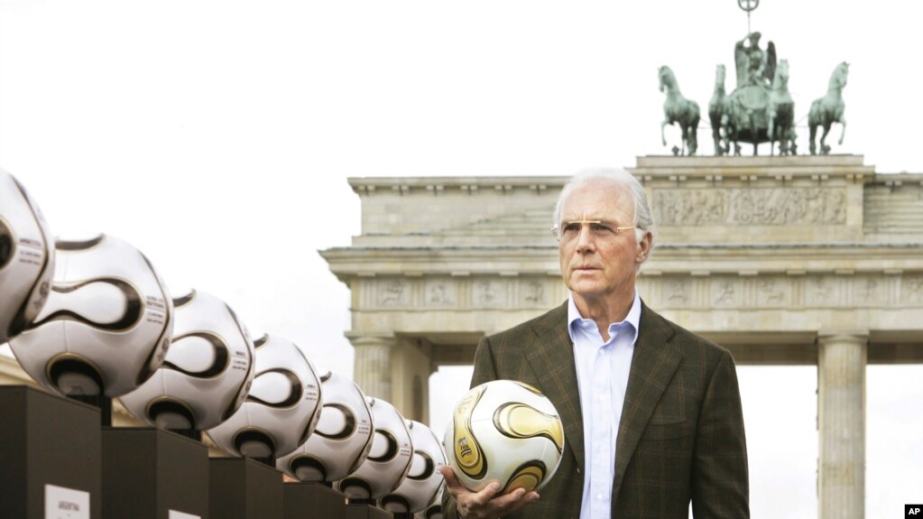 Vdes në moshën 78-vjeçare legenda e futbollit gjerman, Beckenbauer