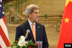 美国国务卿克里(2015年5月资料照片 美国之音莉雅拍摄）