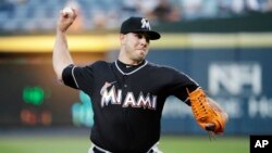 Pitcher untuk klub baseball Miami Marlins, Jose Fernandez tewas dalam kecelakaan Minggu (25/9).