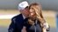 Tổng thống tân cử Donald Trump và vợ, bà Melania Trump