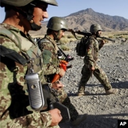 هێزه‌کانی ئه‌فغانسـتان و ئێران به‌ یه‌کداده‌ده‌ن