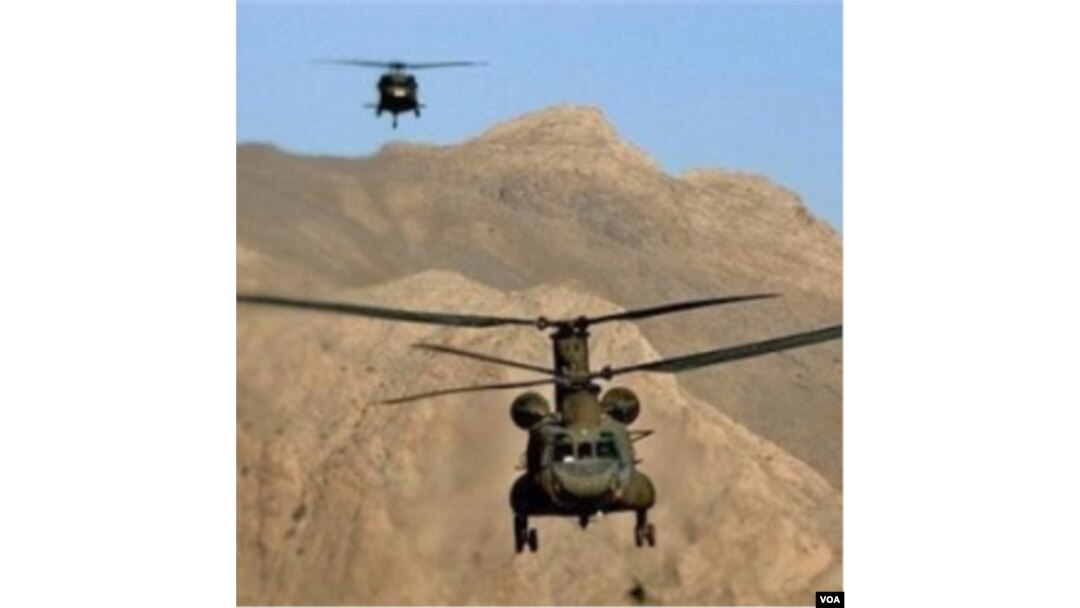 Pakistan menuduh dua helikopter NATO telah terbang melanggar wilayah udaranya.