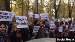 شرکت در تجمع حمایت از کوبانی در مقابل دفتر سازمان ملل در تهران در پرونده هر چهار نفر آمده است