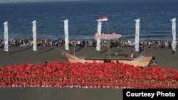 Kemeriahan Festival Gandrung Sewu di Banyuwangi, Jawa Timur, 20 Oktober 2018. (Foto courtesy: Blambangan FM Banyuwangi Radio).