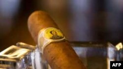 Thương vụ xì gà Cuba gia tăng 2% hồi năm ngoái