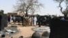 Sur le lieu d'une tuerie, le président malien récuse tout "conflit interethnique"