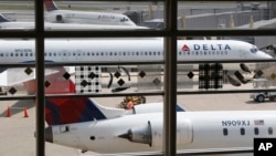 Delta Airlines ofreció reembolso y compensación a una familia de California que protagonizó un incidente en uno de sus aviones el 23 de abril de 2017.
