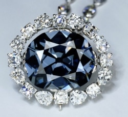 The blue Hope Diamond in the mineral and gems collection. (Courtesy Chip Clark/Smithsonian National Museum of Natural History)