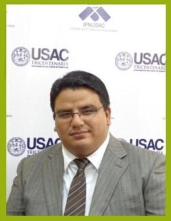 El doctor Adrián Chávez, analista del Instituto de Problemas Nacionales de la Universidad de San Carlos, IPNUSAC.