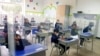Retorno parcial a la escuela divide las opiniones en Colombia