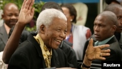 Нельсон Мандела (архивное фото)