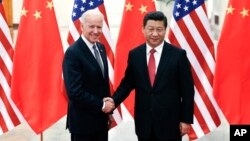 Wapres AS Joe Biden menyatakan keprihatinan soal zona pertahanan udara baru China dalam pertemuan dengan Presiden Xi Jinping di Beijing, Rabu (4/12). 