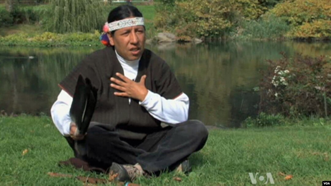 Xezus Agiyar asli Perudan. Ona zamin ne'matlariga shukur qilib yashash kerak, ularni asrab-avaylash lozim, deydi u. 