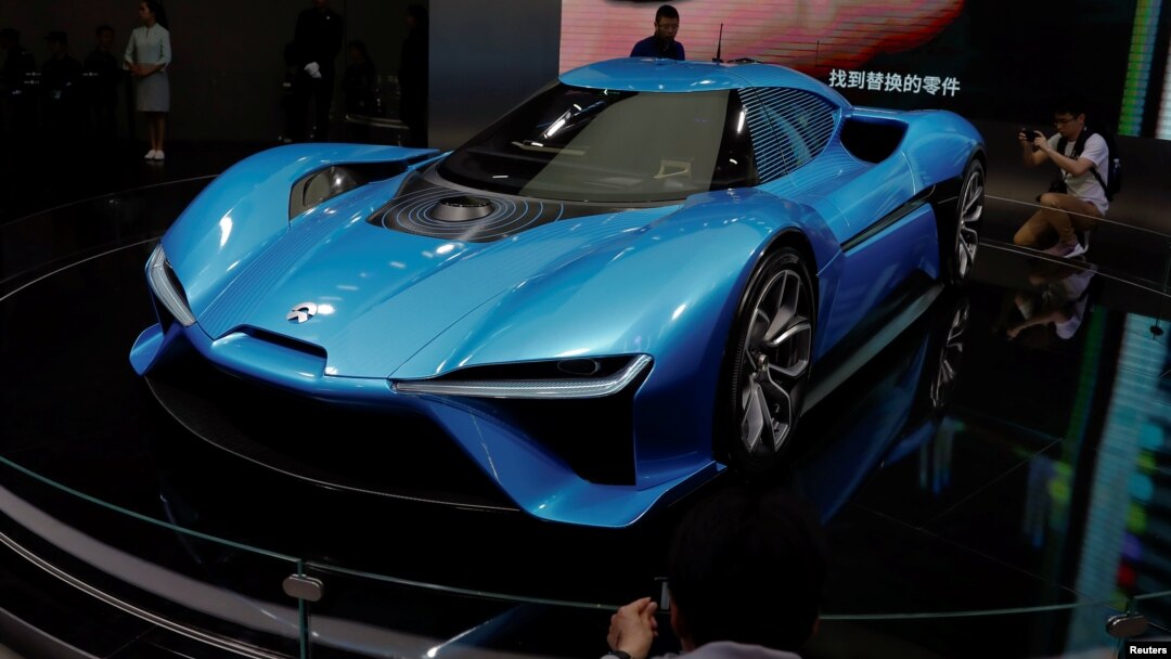 Mobil listrik Nio EP9 dipamerikan di pameran mobil Shanghai, China 19 April lalu. 
