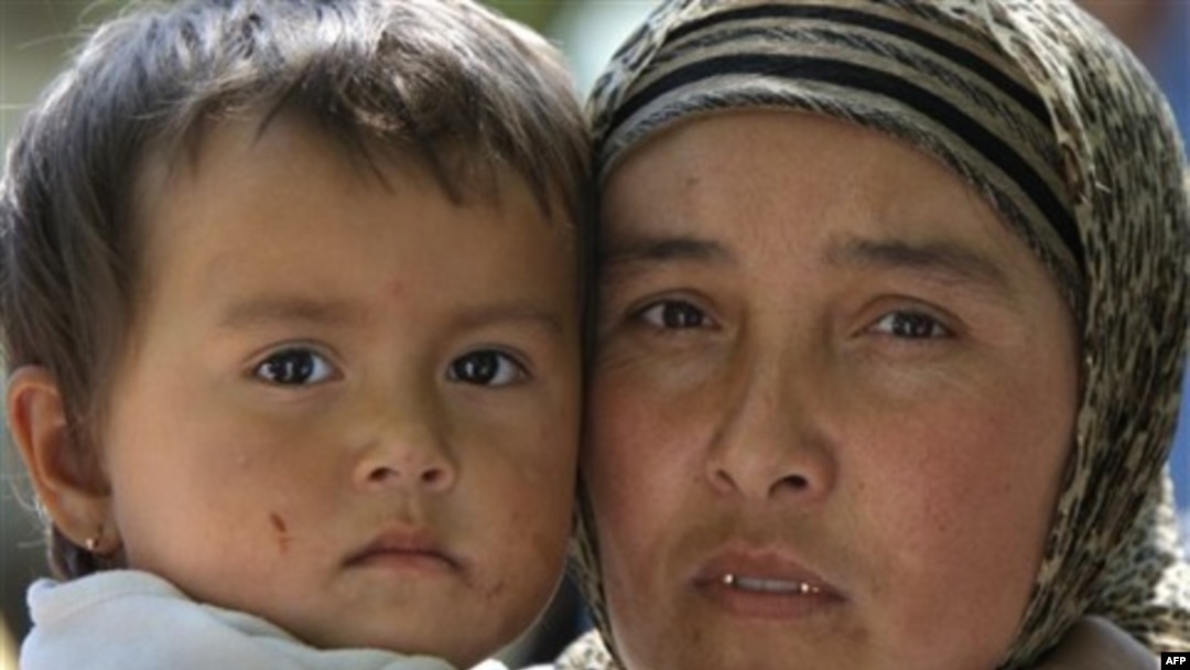 Fairy Tail tomosha qiling: Grey va Rain jinsiy aloqada