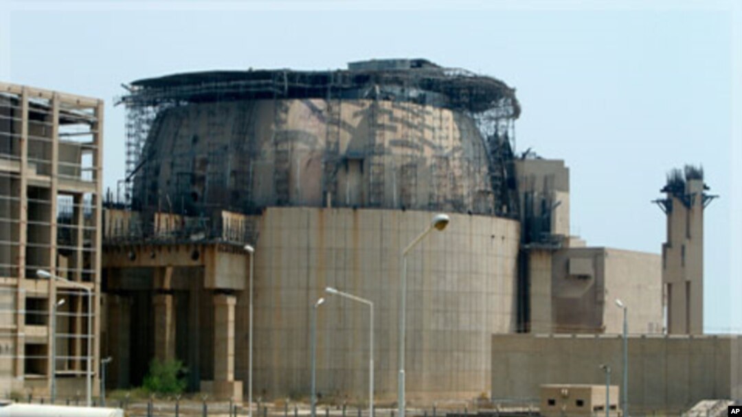 Iran's Bushehr nuclear power plant under construction (file photo)