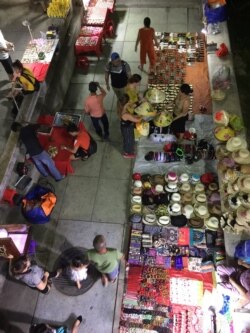 Businesses are working to meet the changing tastes of shoppers in Hue and across the rest of Vietnam. (H. Nguyen/VOA)