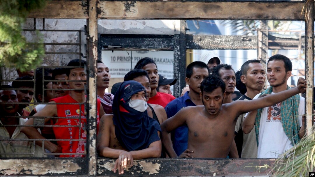 Tù nhân tại nhà tù Tanjung Gusta ở Medan, Bắc Sumatra.