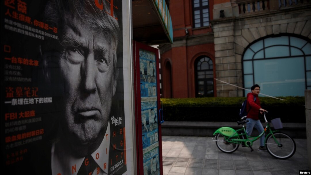 El mandatario estadounidense quiere mostrar su determinación y su firmeza, antes de recibir al presidente chino Xi Jingping los próximos jueves y viernes en su residencia de Mar-a-Lago, en Florida.