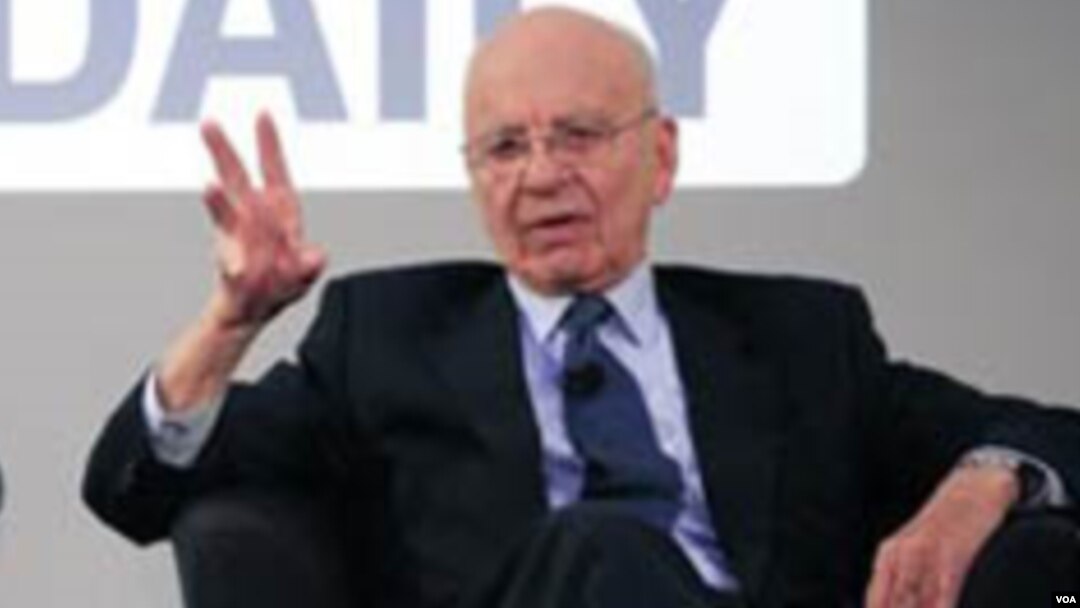 El presidente de News Corp., Rupert Murdoch, dijo que cuando cerró el diario a causa del escándalo, sintió pánico.