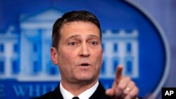 Le médecin du président américain, Dr. Ronny Jackson lors de son point de presse à la Maison Blanche le 16 Janvier 2018.