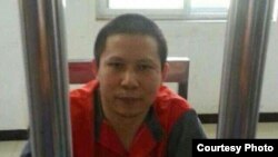 2013年7月下旬被拘留的许志永 （图片来自刘卫国的推特）