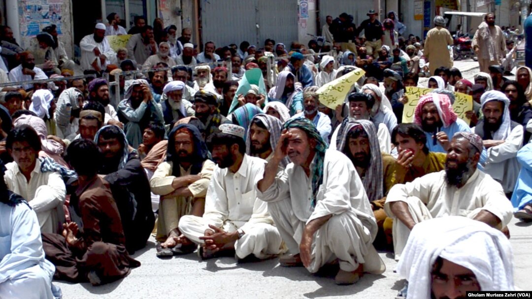  دبلوڅ قوم پرست وژل شوي مشر نواب اکبر خان بګټي دلسمې کليزې په موقع ددغه غونډې تابيا د”بلوچستان دامريکايي ملګرو“ لخوا شوې وه.