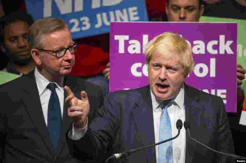 Mantan walikota London Boris Johnson berpidato dalam kampanye untuk meninggalkan Uni Eropa di London (19/6).