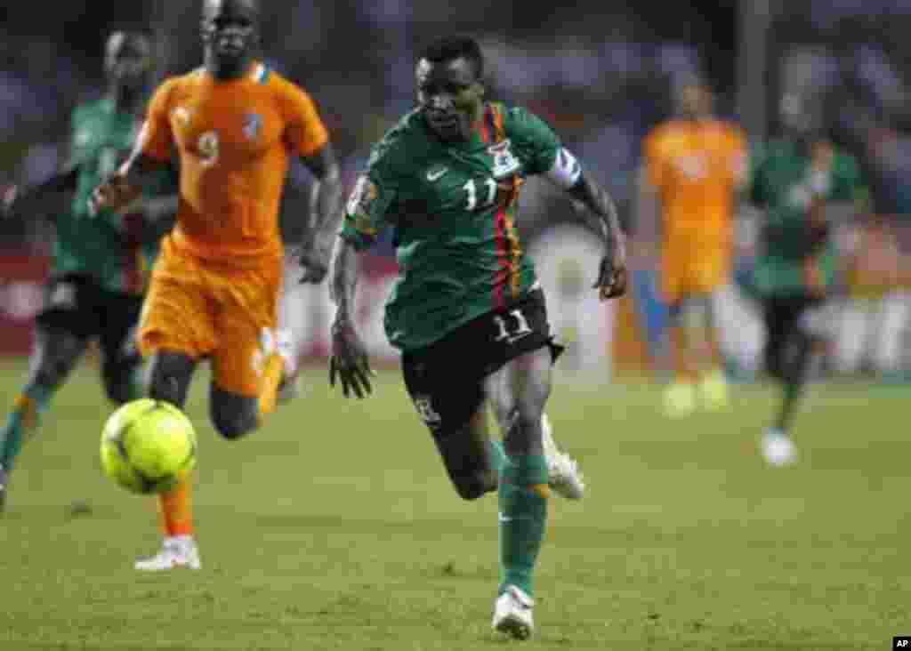 Zambia's Christopher Katongo runs with the ball during their African Nations Cup final soccer match against Ivory Coast at the Stade De L'Amitie Stadium in Gabon's capital Libreville February 12, 2012.