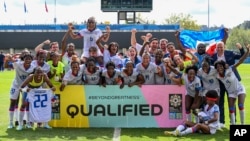 La selección de Haití celebra su victoria ante Chile, por 2-1, que le dio el pase a la Copa Mundial Femenina de Fútbol 2023, en Nueva Zelanda, el 22 de febrero de 2022.