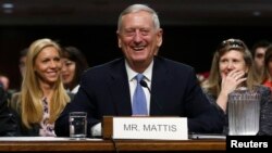 James Mattis señaló también que no hay excusas para que falte un sistema de seguridad cibernética en el país y se comprometió a desarrollar nuevas políticas de ser confirmado en el cargo.
