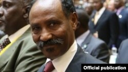 Wasiirka Arrimaha Dibedda C/raxmaan Beyle
