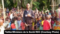 Séance de sensibilisation et de lutre contre la stigmatisation d'Ebola, à Bikoro, Equateur, RDC, 7 juin 2018. (Twitter/Ministère de la Santé RDC)