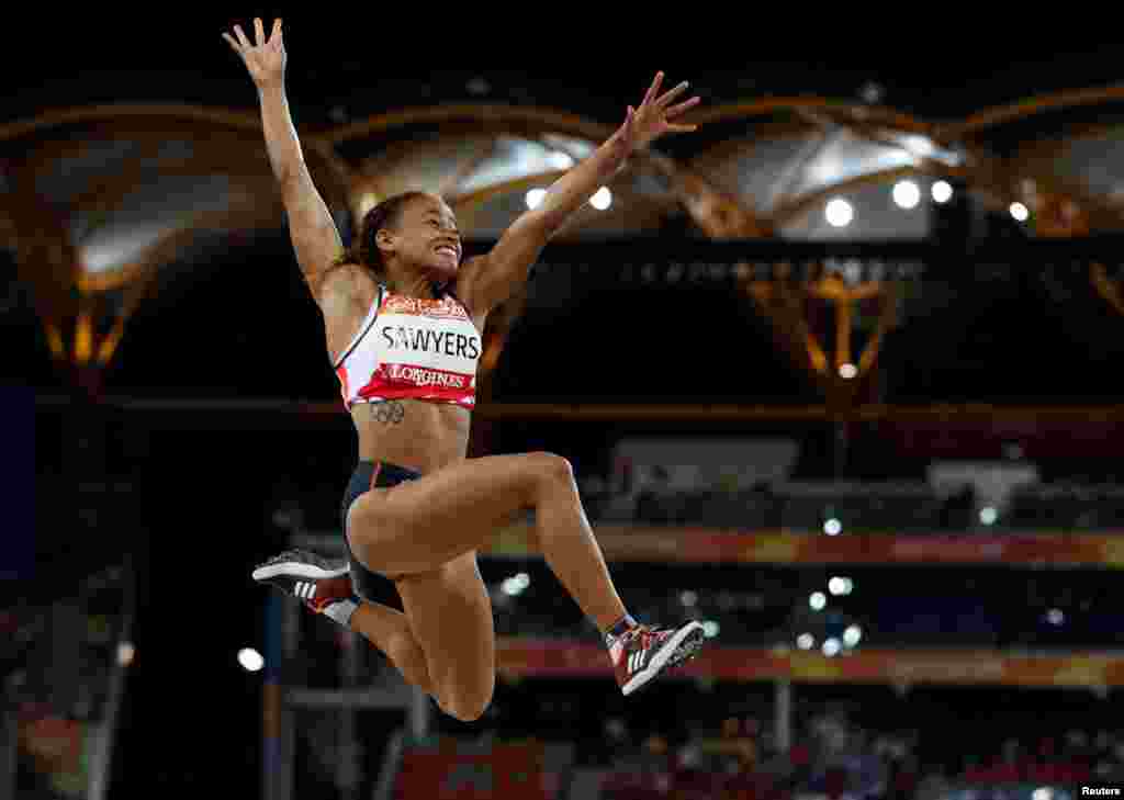 Jazmin Sawyers of England competes in the women's long jump final during the Commonwealth Games in Gold Coast, Australia, April 12, 2018.