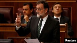 El gobierno en Madrid denuncia la actitud de las autoridades de la Generalitat que "buscan deliberada y sistemáticamente el enfrentamiento institucional".