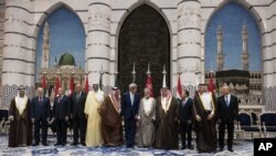 جان کری با متحدین کشور های عرب در سعودی