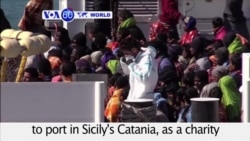 VOA60 World PM - Italy: More than 600 boat migrants are taken to port in Sicily's Catania