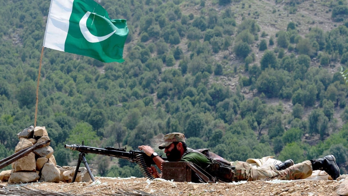 Five Pakistani Troops Killed in Gunfire from Across Afghan Border