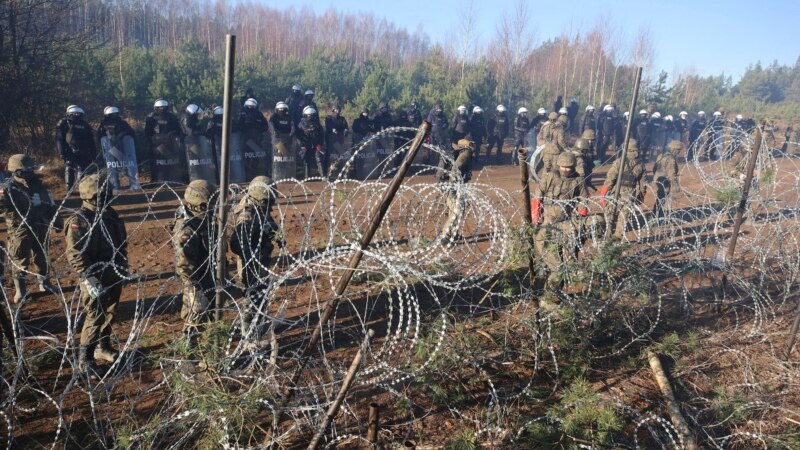 EU Blames Belarus for Migrants Seeking to Cross into Poland