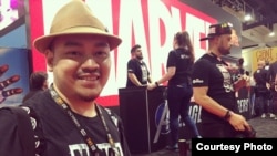 Ario Anindito saat berada di booth Marvel di San Diego Comic-Con 2019 (dok: Ario Anindito)